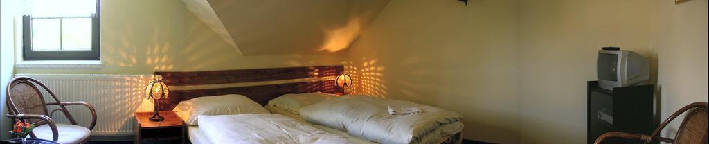 Hotel Filippi Ždírec nad Doubravkou Kültér fotó